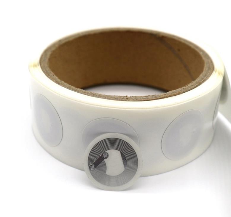 NFC標(biāo)簽NTAG215芯片大容量存儲(chǔ)碰碰貼智能營(yíng)銷(xiāo)互動(dòng)標(biāo)簽定制