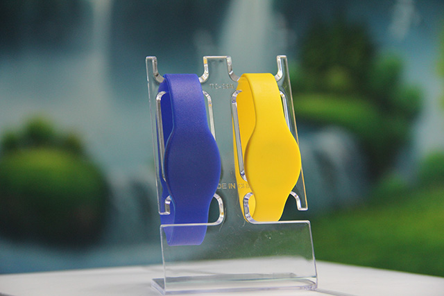 可折疊ic腕帶飯盒、伸縮ic腕帶便當(dāng)盒有哪些優(yōu)點(diǎn)