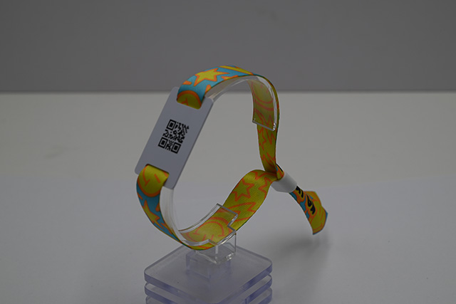 高端校園卡制作的6大特點(diǎn)！