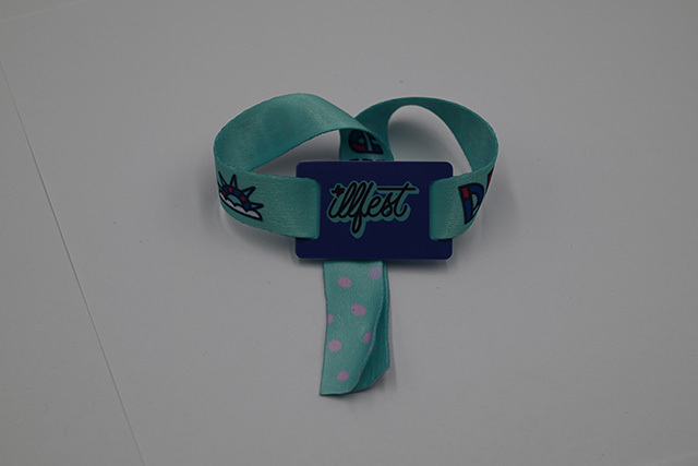 會(huì)員卡是怎么制作的 會(huì)員卡是怎么制作的