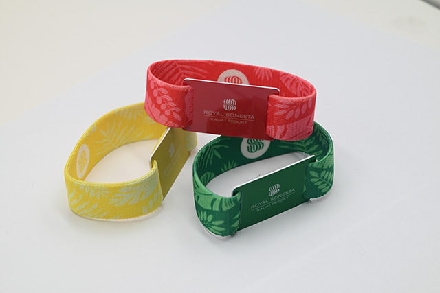 石家莊公交部門(mén)推出紀(jì)念圓形公交滴膠卡 石家莊公交部門(mén)推出紀(jì)念圓形公交滴膠卡